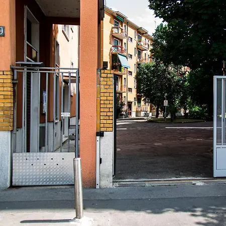Oda ve Kahvaltı Lorenteggio 209