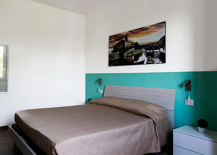 Lorenteggio 209 فندق مبيت وإفطار 3*